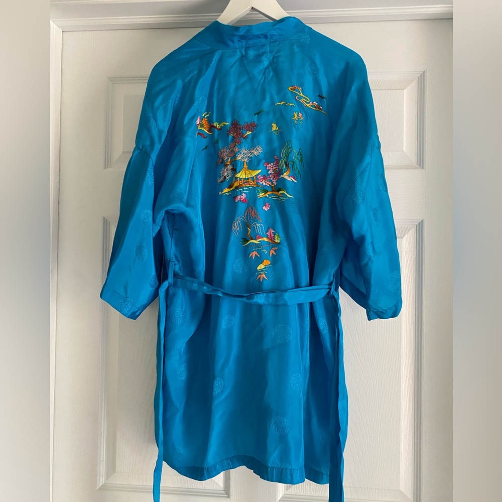 Vintage Golden Bee Chinese Embroidered Robe Medium